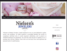 Tablet Screenshot of nielsensjewelers.com